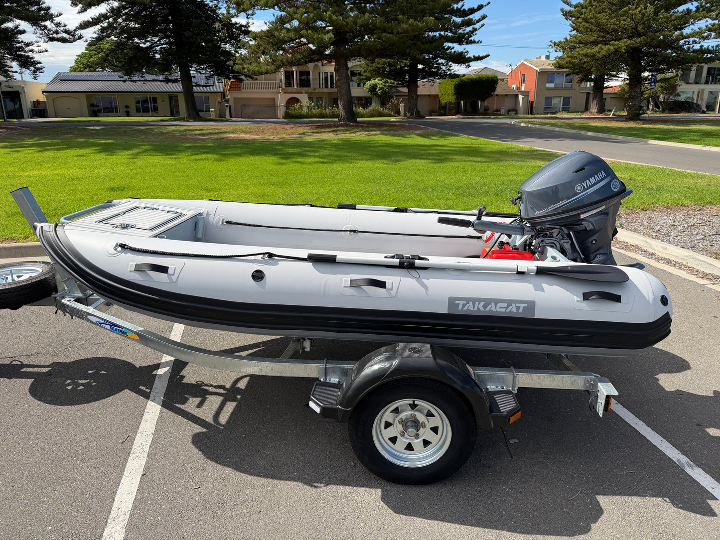 Takacat 340 LX-R Series Package