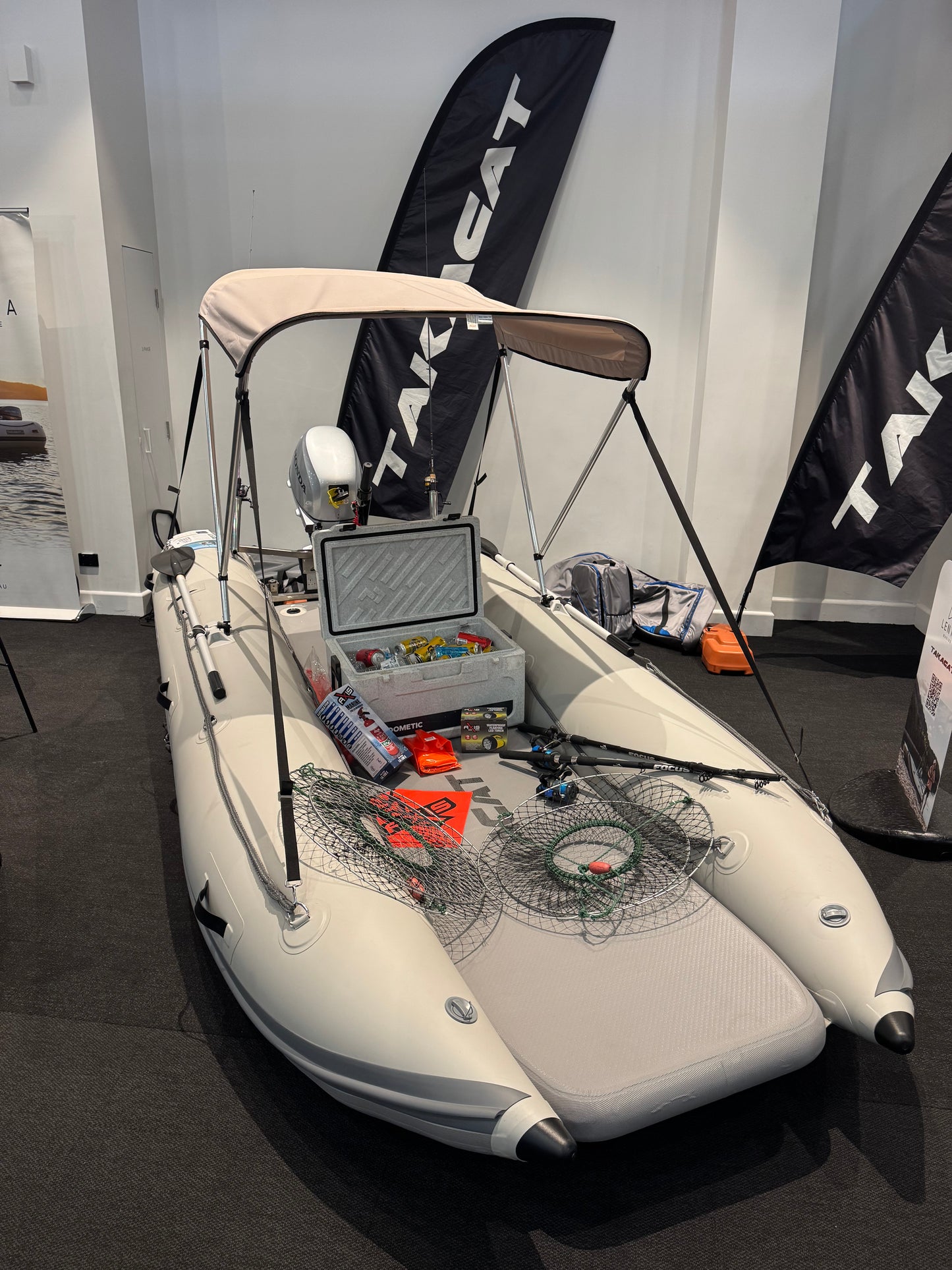 Takacat LX Series