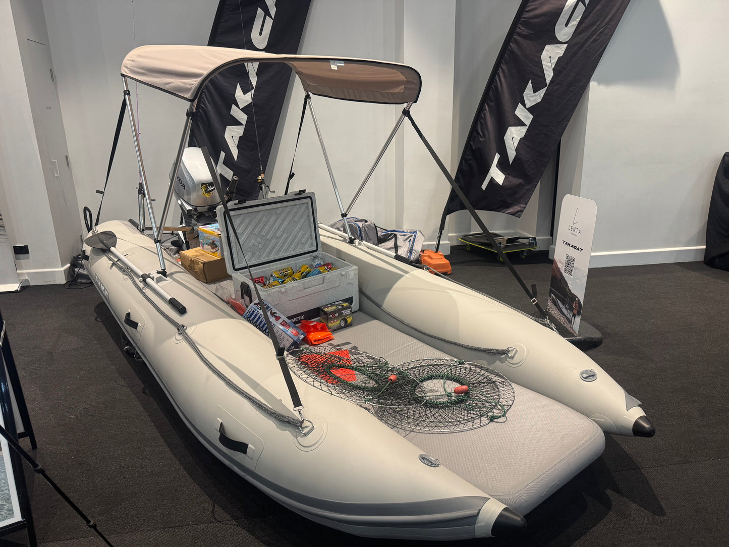 Takacat LX Series